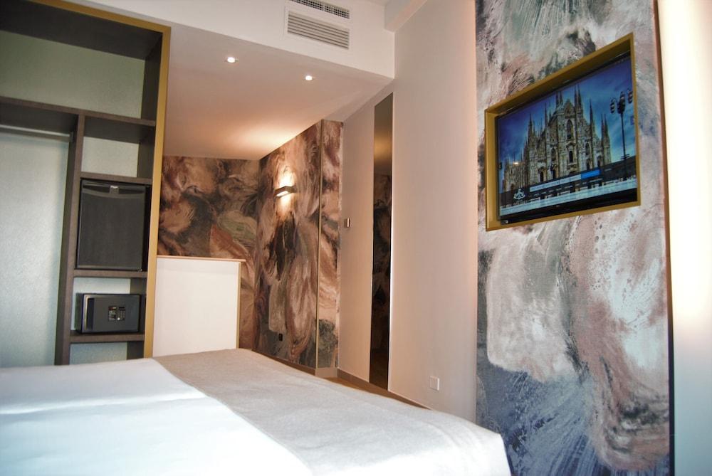 Mokinba Hotels King Milano Eksteriør billede