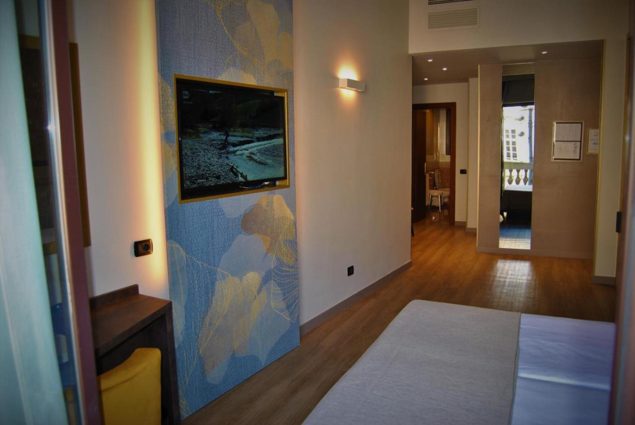 Mokinba Hotels King Milano Eksteriør billede